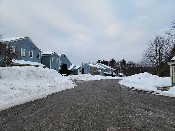 4th image of 73 Colonial Dr Unit 73