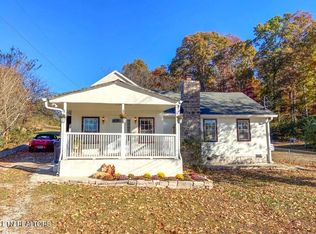 1950 Amherst Rd, Knoxville, TN 37921