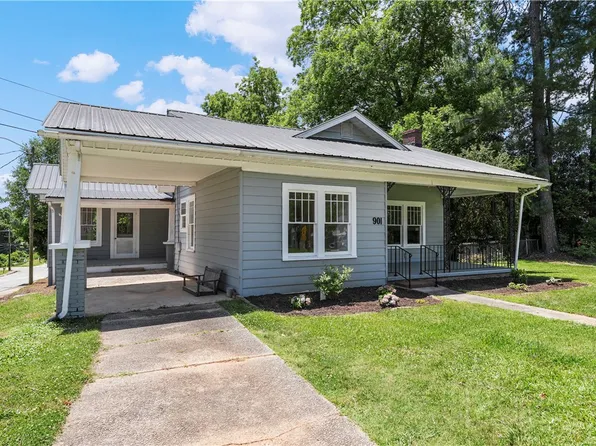 901 W Main St, Walhalla, SC 29691