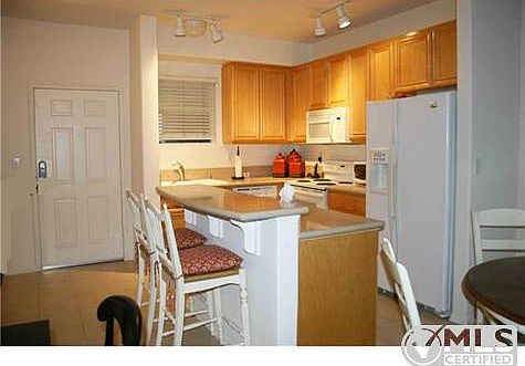 4th image of 350 K St Unit 418
