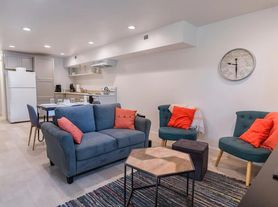 412 Allen Dr, Charlottesville, VA