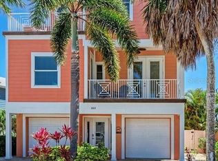 203 N Harbor Dr, Holmes Beach, FL 34217
