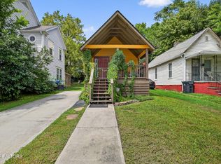 1217 University Ave, Knoxville, TN 37921