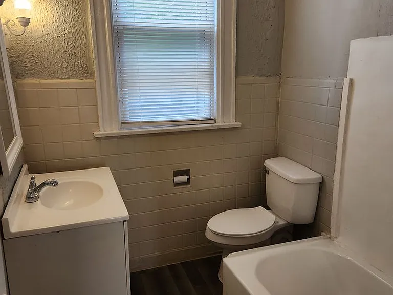 1525 Dixmont Ave — Photo 8
