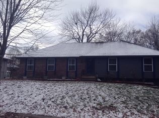 1113 SW 15th St, Blue Springs, MO 64015