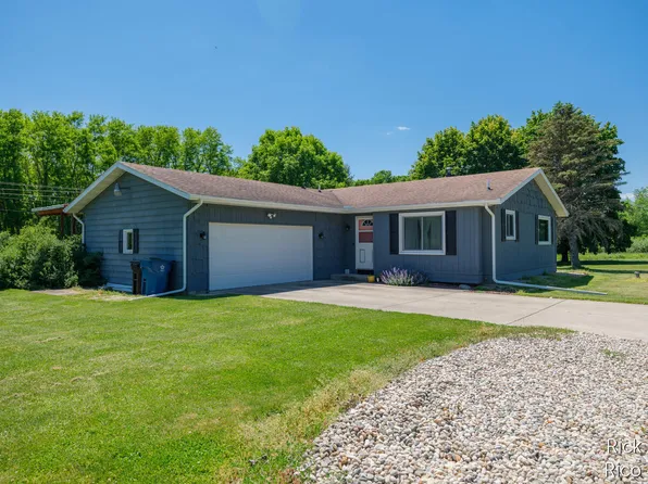 8290 E W Ave, Vicksburg, MI 49097