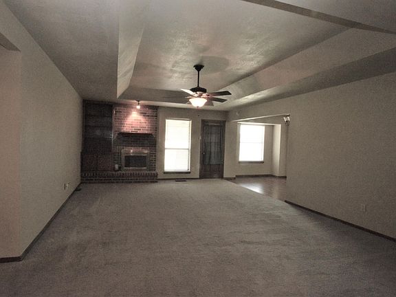 2nd image of 3800 Seaward Cir