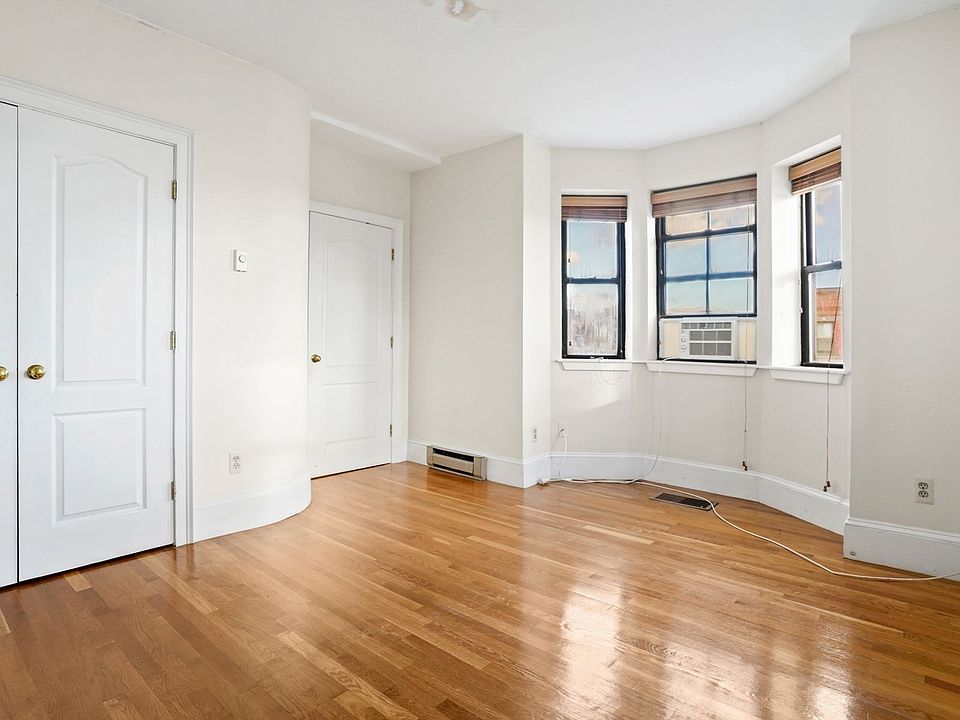 1st image of 533 Columbus Ave APT 11