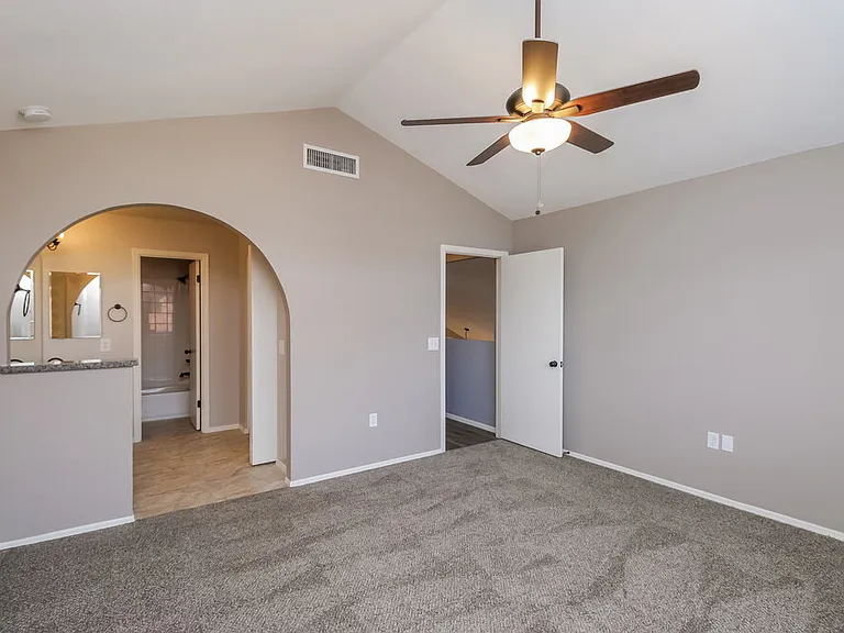 1534 E Campbell Ave — Photo 10