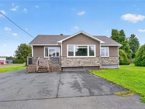 311 Principale St, Eel River Crossing, NB E8E 1S5