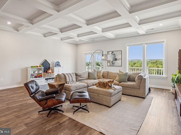 4th image of 16272 Connors Way #32