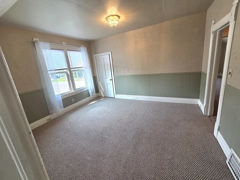 306 N State St #2 — Photo 7