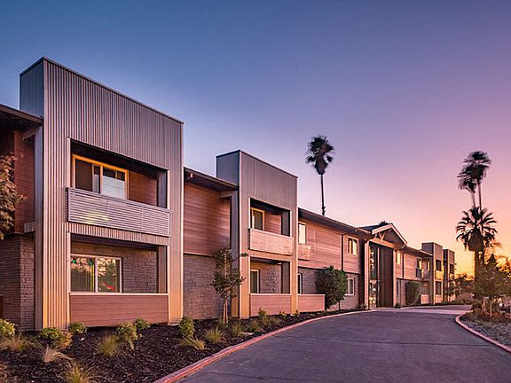 2nd image of 2500 Fair Oaks Blvd #2