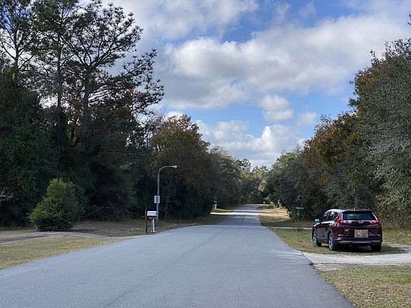 4th image of 2270 W Devon Dr