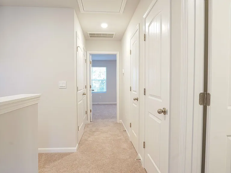 129 Cecil Rd — Photo 13
