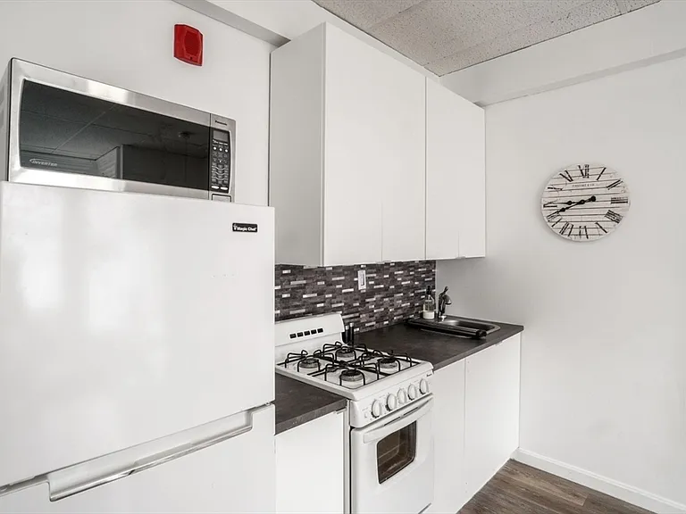 928 Dorchester Ave #11 — Photo 8