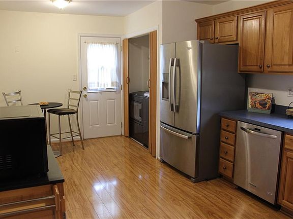 Eat in kitchen plus convenient laundry area!