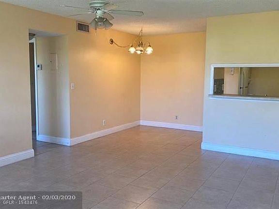 5th image of 1047 Twin Lakes Dr #1047/27-F