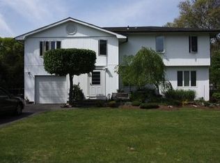 7 Kismet St, Centereach, NY 11720