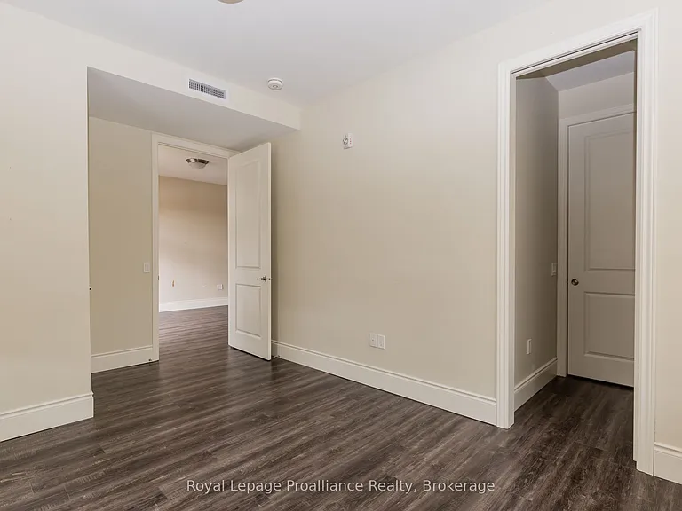 863 Abbey Ln #206 — Photo 13