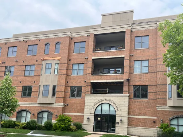 (undisclosed Address), La Grange, IL 60525