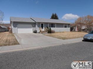 919 Elm Ave, Cody, WY 82414