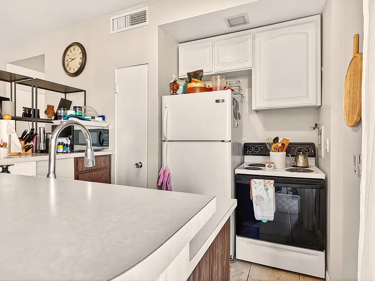46750 Mountain Cove Dr #16 — Photo 6