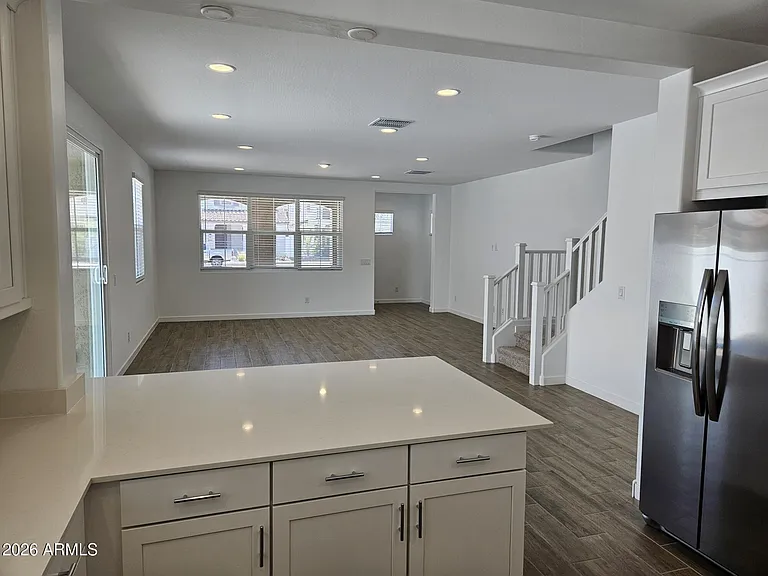 8310 E Prairie Ave — Photo 7