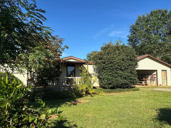 135 Liz Ln, Easley, SC 29642