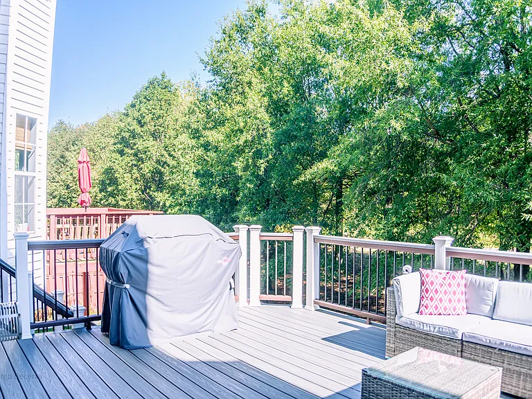 21682 Kings Crossing Ter — Photo 18