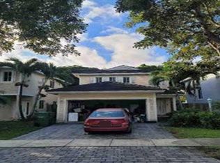 3204 SE 3rd Dr, Homestead, FL 33033