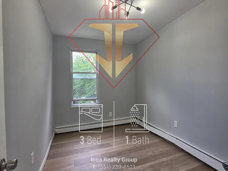 112 Greenville Ave #B — Photo 18