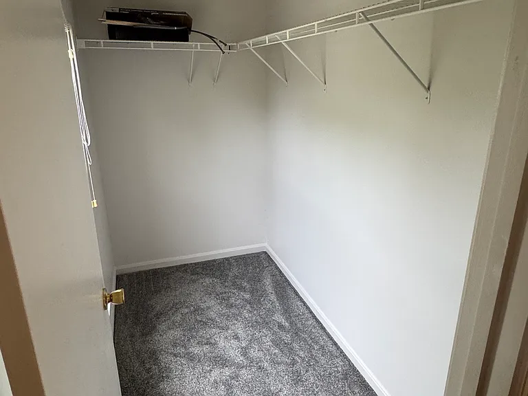 380 Center Deen Ave — Photo 10