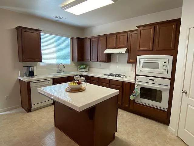 4305 W Pinsapo Dr — Photo 16