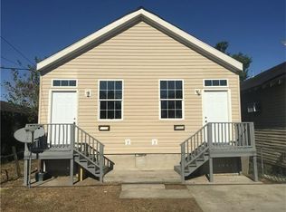 8825 Olive St, New Orleans, LA 70118
