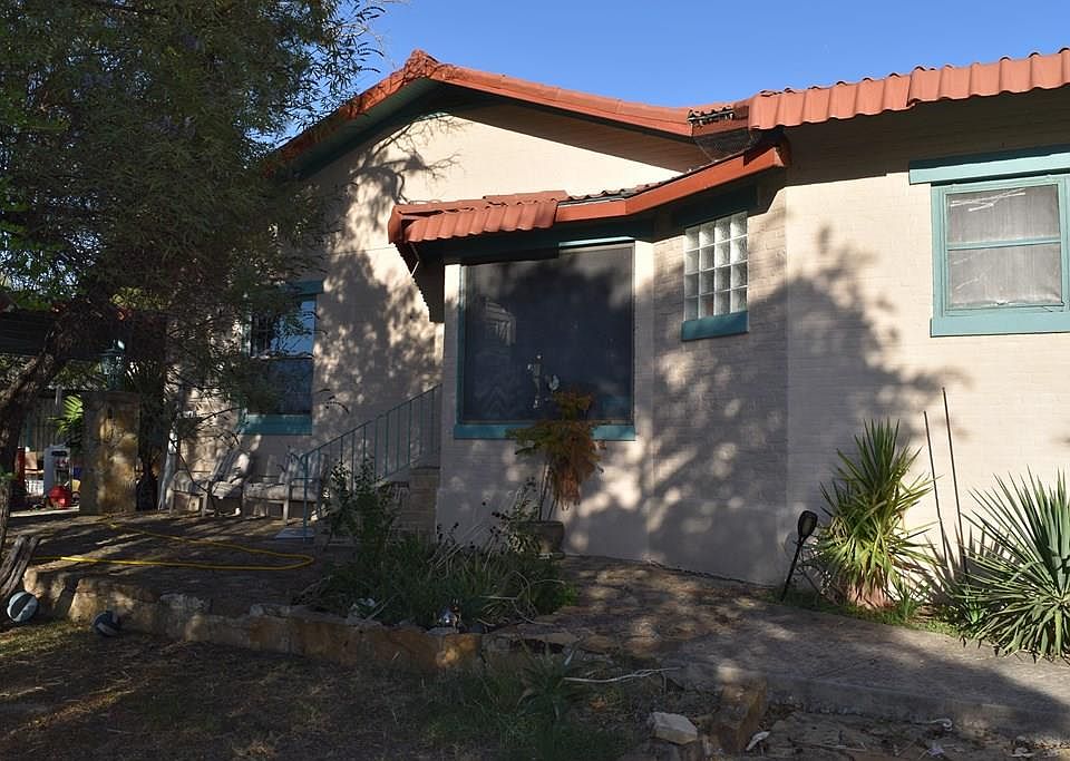 1st image of 366 Hillcrest Blvd