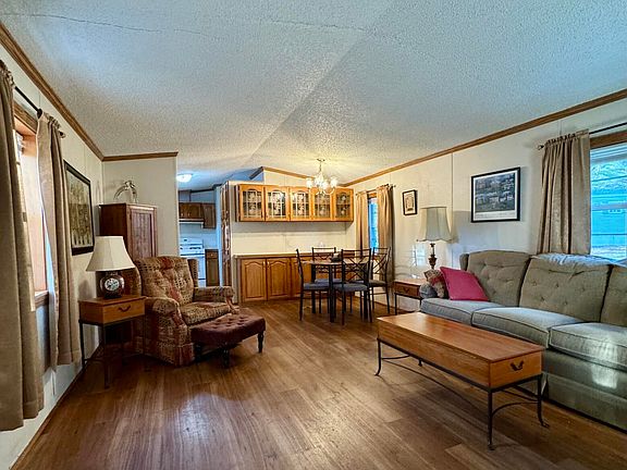 5th image of 42 Ridge Road