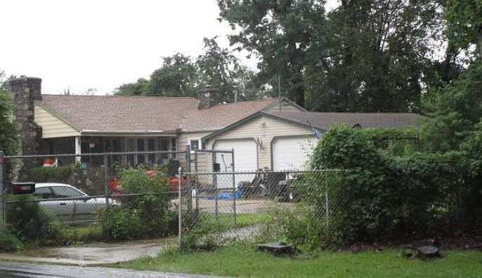 2nd image of 2366 Durham Rd