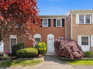 76 Salem Walk #76, Milford, CT 06460