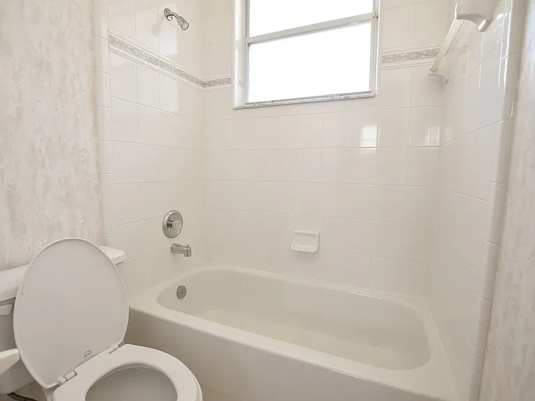 5313 Lake Bluff Ter — Photo 19