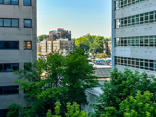 Sold by Brown Harris Stevens Forest Hills LLC | media 23