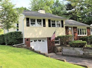 708 Franklin St, Belvidere, NJ 07823
