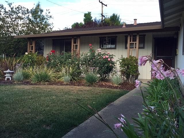 1st image of 956 Candlewood Dr