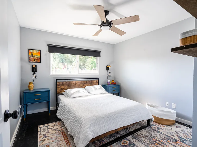 3327 S Dorsey Ln — Photo 10