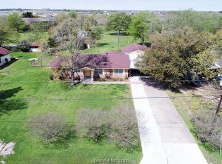 1579 Harris Dr, College Station, TX 77845