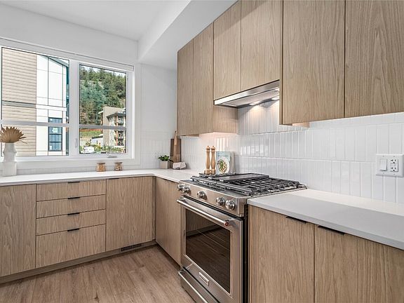 5th image of 1455 Cara Glen Ct #113