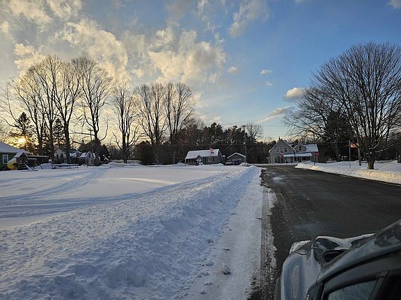 3rd image of Clinton St