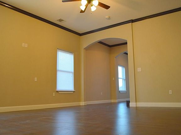 5th image of 3002 Casa Bella Dr