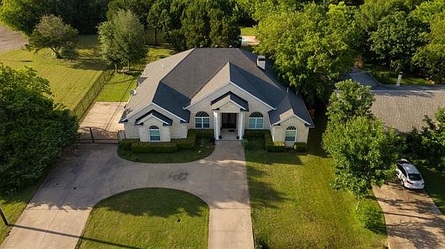 1st image of 1219 Lansdale Dr