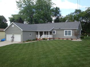 216 Hamilton St, Dimondale, MI 48821